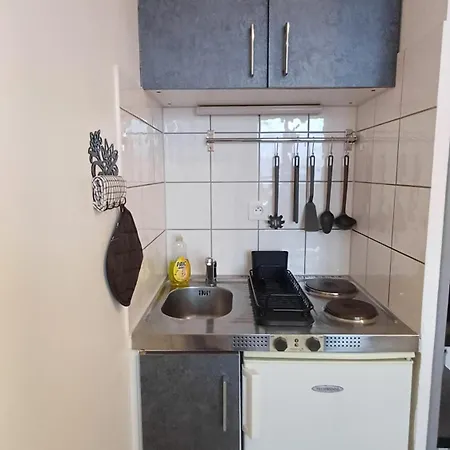 Proche Centre + Parking *